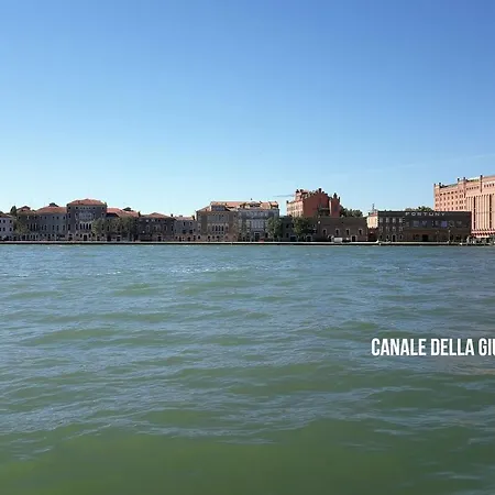 Apartment Canalview Giudecca Venedig