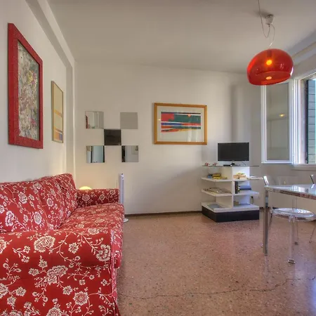 Canalview Giudecca Apartment *
